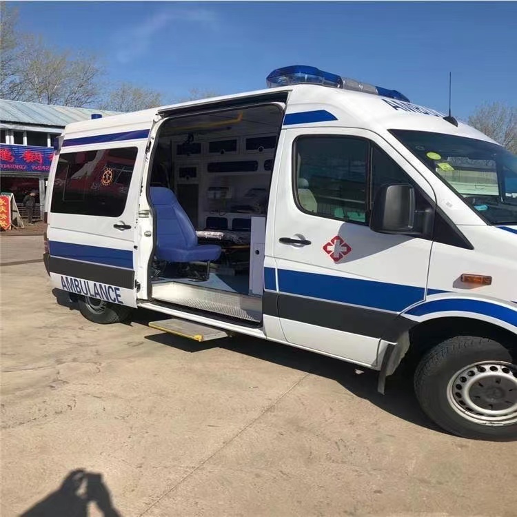 栖霞私人长途救护车出租转院回家